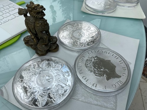 10oz queen beasts - , queen's
